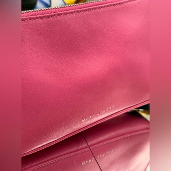 🆕 MARC JACOBS 🧿  X DEVON LEE CARLSON NWT Devon Charm Purse, Bubblegum Pink - Picture 3 of 16